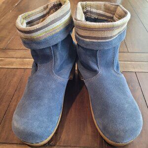 Sanita Blue Suede Ankle Boots With Striped Cuffs & Rubber Soles size 37, US 6.5